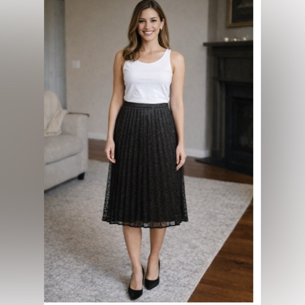 New Calvin Klein Lace Pleated Skirt